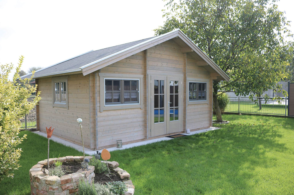 Ontario Log Cabin | 5.6x4.2m