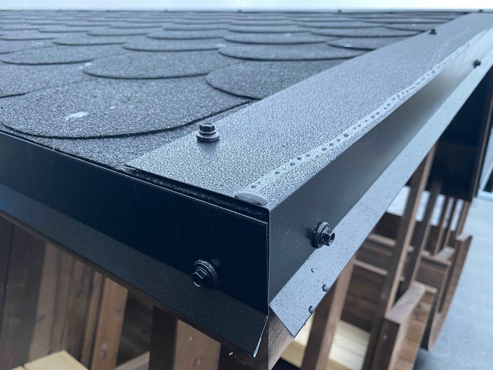 LAHTI 4.0x2.0m w/Roof Barrel Sauna Roof Shingles