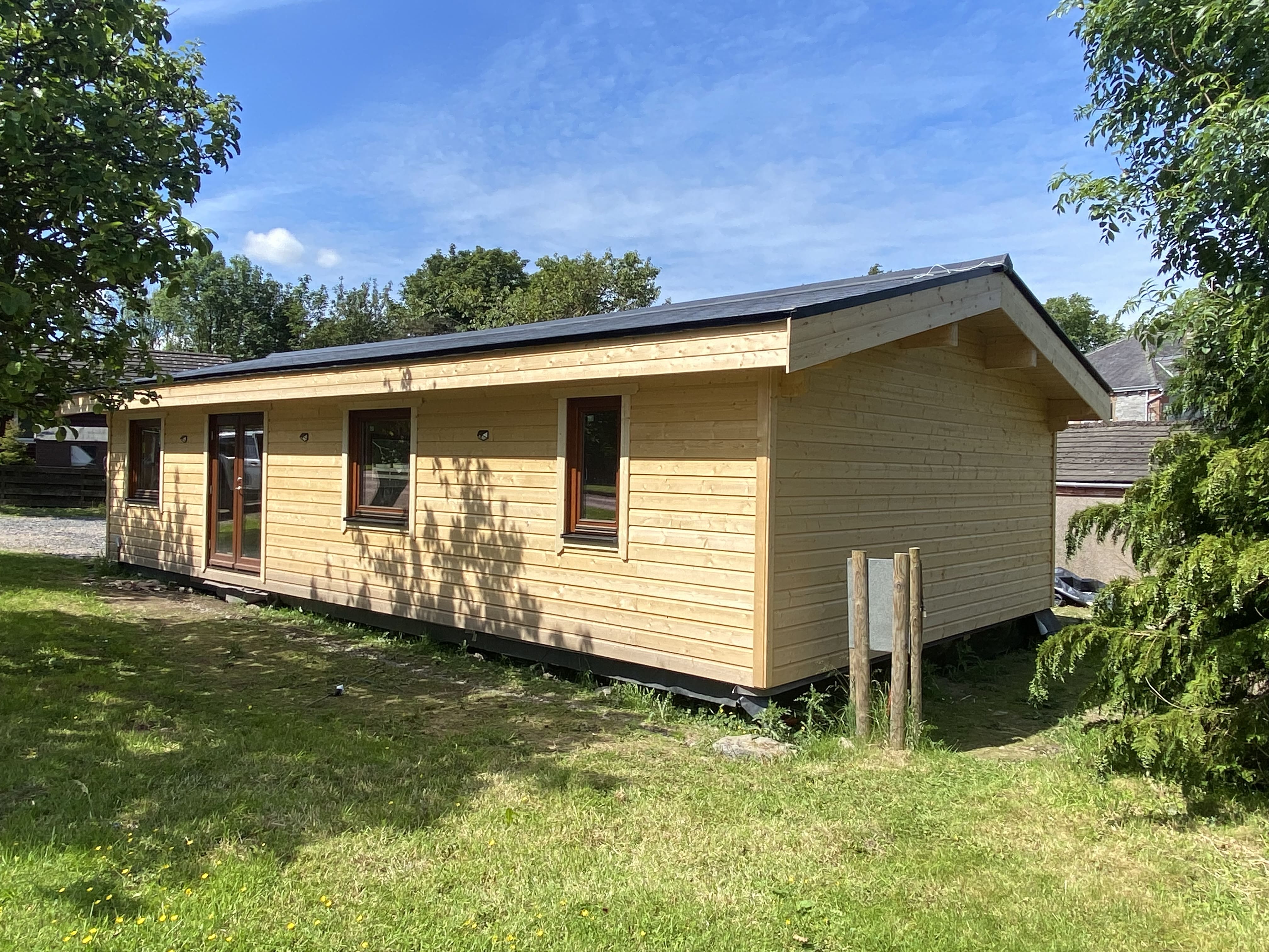 TBS162 Log Cabin Lodge Exterior