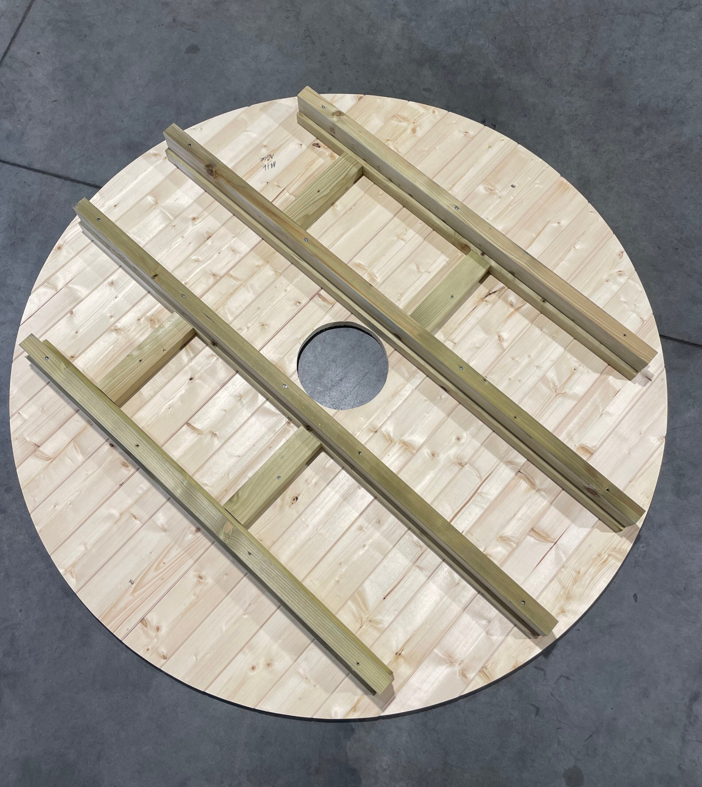 Wooden Hot Tub Spa | 180